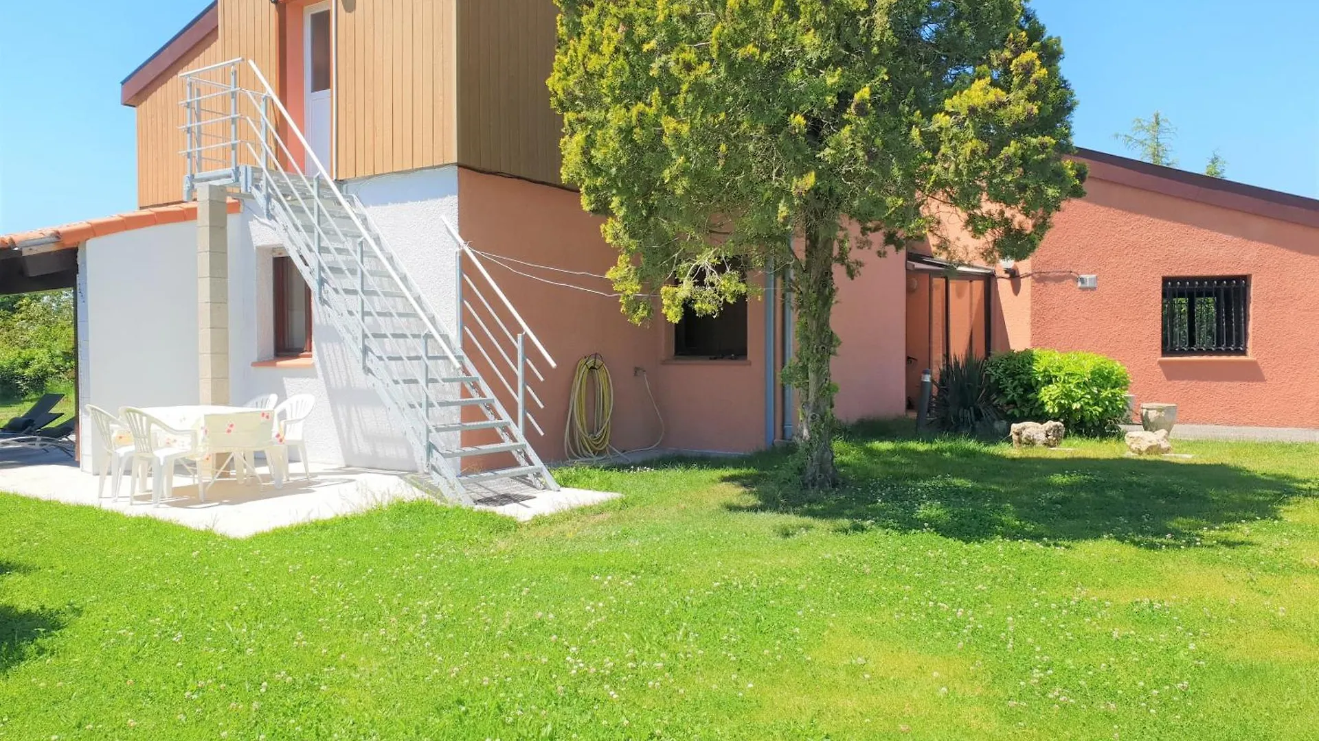 Maison Standing 260M2 Veranda Piscine Jardin 2700M2 Vue Campagne Lherm  France